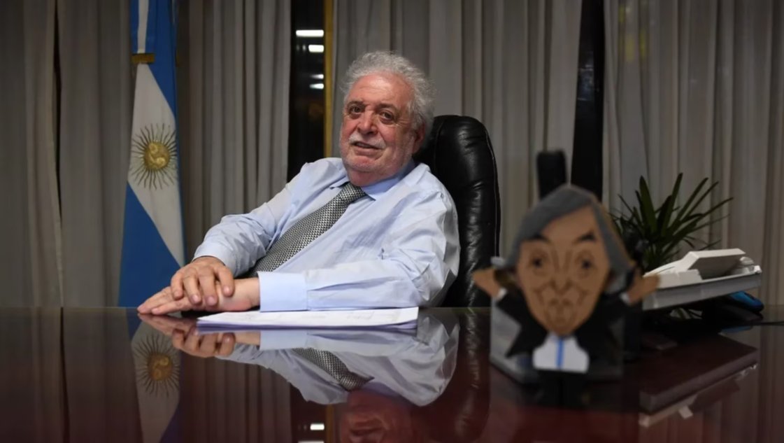 Vacunatorio VIP: piden la indagatoria de Ginés González García y otros funcionarios