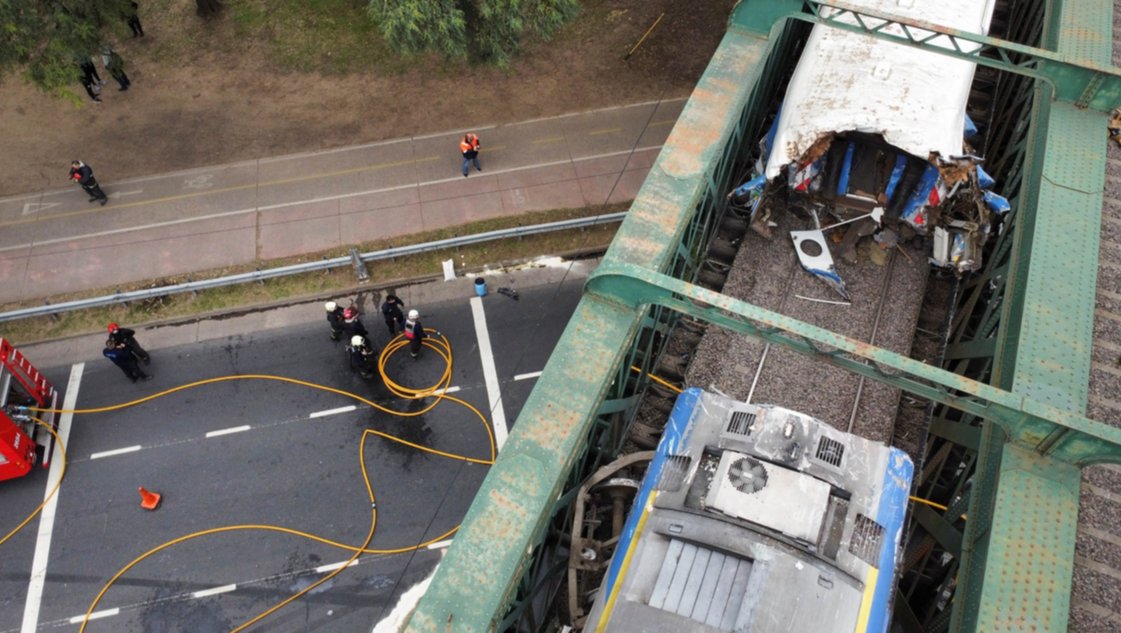 La Policía Federal y la Junta de Seguridad del Transporte harán peritaje sobre el accidente de trenes La Policía Federal y la Junta de Seguridad del Transporte harán peritaje sobre el accidente de trenes