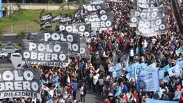 Hicieron 27 allanamientos en una causa que investiga extorsión a beneficiarios de planes sociales