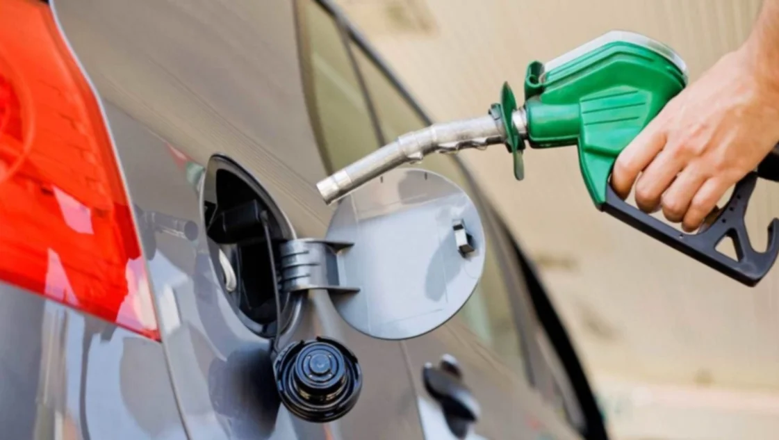 La venta de combustibles en abril fue la más baja en los últimos tres años La venta de combustibles en abril fue la más baja en los últimos tres años