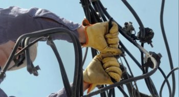 Por trabajos de EDES, este domingo podría afectarse el suministro eléctrico en dos puntos del distrito 