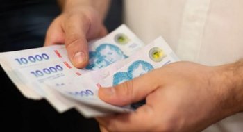 El Gobierno fijó por decreto el Salario Mínimo, Vital y Móvil: de cuánto es