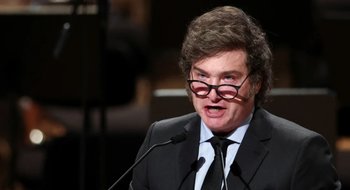 El presidente Javier Milei denunció a tres periodistas por injurias