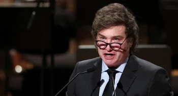El presidente Javier Milei denunció a tres periodistas por injurias