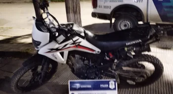 Operativo: quisieron escapar de la policía y fueron arrestados