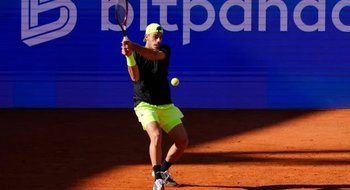 Preocupante derrota de Cerúndolo y victoria de Etcheverry en duelo argentino