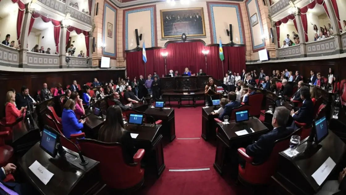 El Senado bonaerense sesionará con el proyecto de reelecciones indefinidas en la mira