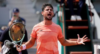 Gran victoria de Navone; Cerúndolo siguió los pasos de varios argentinos y sorpresa en Roland Garros