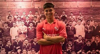 Video: así jugó el bahiense De Irastorza en su debut como titular en Independiente