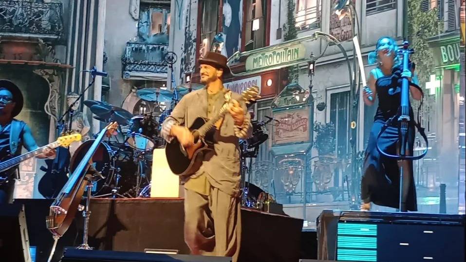 Ricardo Arjona hizo vibrar el Movistar Arena durante su primera noche en Argentina
