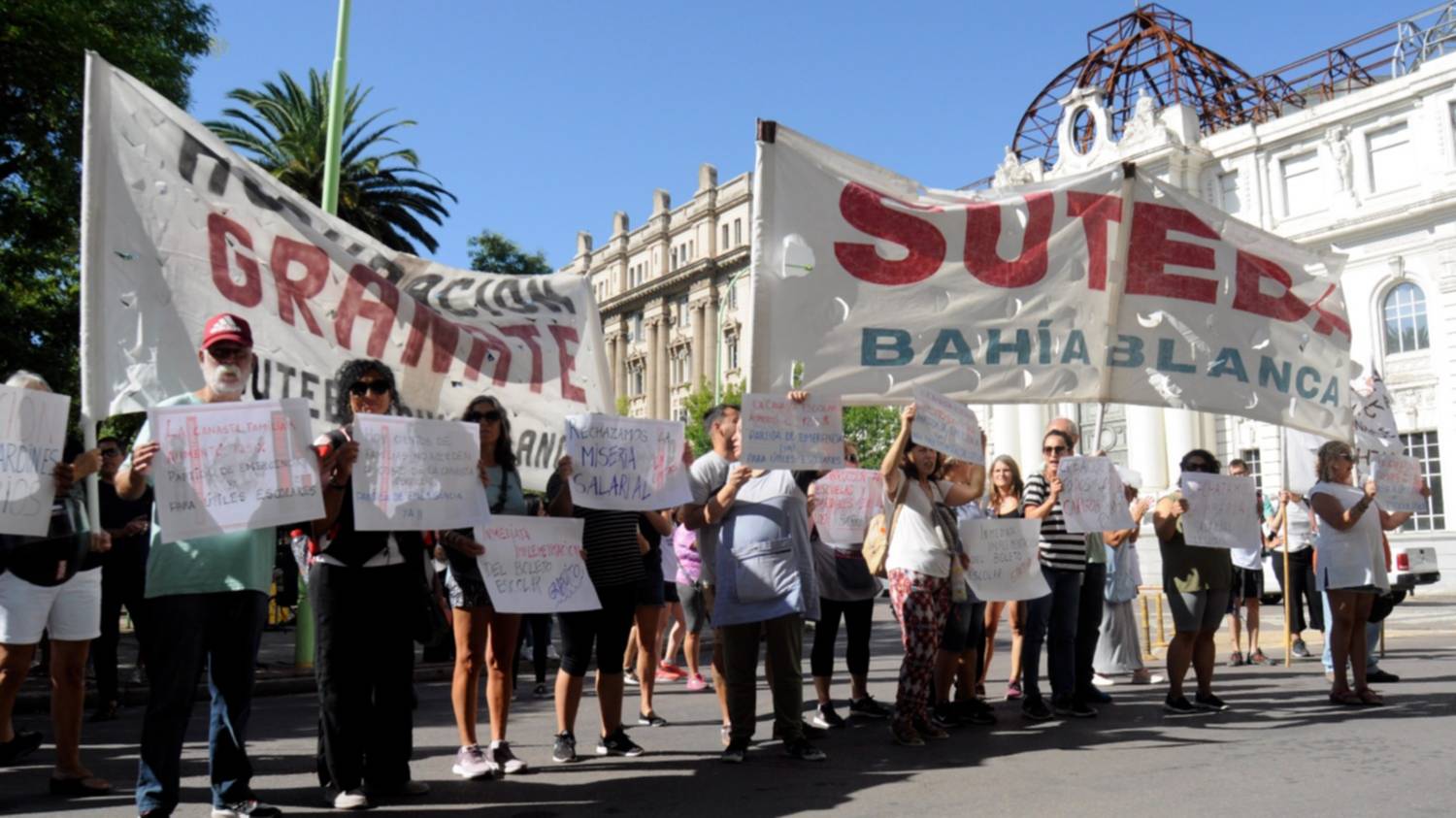 SUTEBA de cara a las elecciones: en medio de precarización laboral y medidas de fuerza