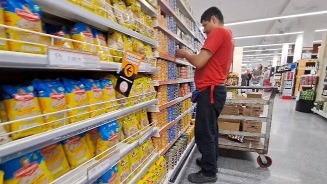 Según un informe, al 90% de los hogares le queda menos de 60 mil pesos diarios tras cubrir gastos fijos