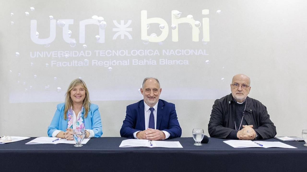 Se inauguró la Cátedra Libre "Papa Francisco" en la Universidad Tecnológica de Bahía Blanca