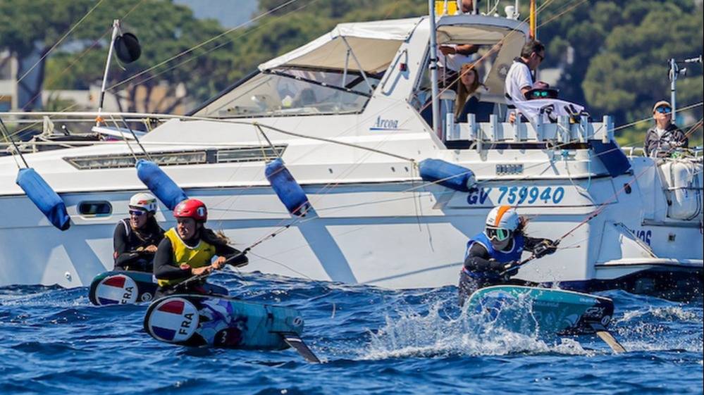 La bahiense Catalina Turienzo disputa el Mundial de Fórmula Kite con su mejor ránking histórico