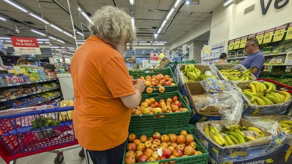 La inflación de abril perforó el 3%: qué dicen las consultoras y qué estiman para los próximos meses