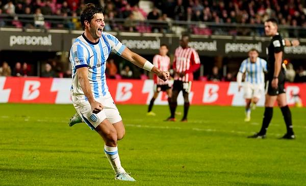 En la agonía del partido, Racing le ganó a Estudiantes 1 a 0 y bajó a ...