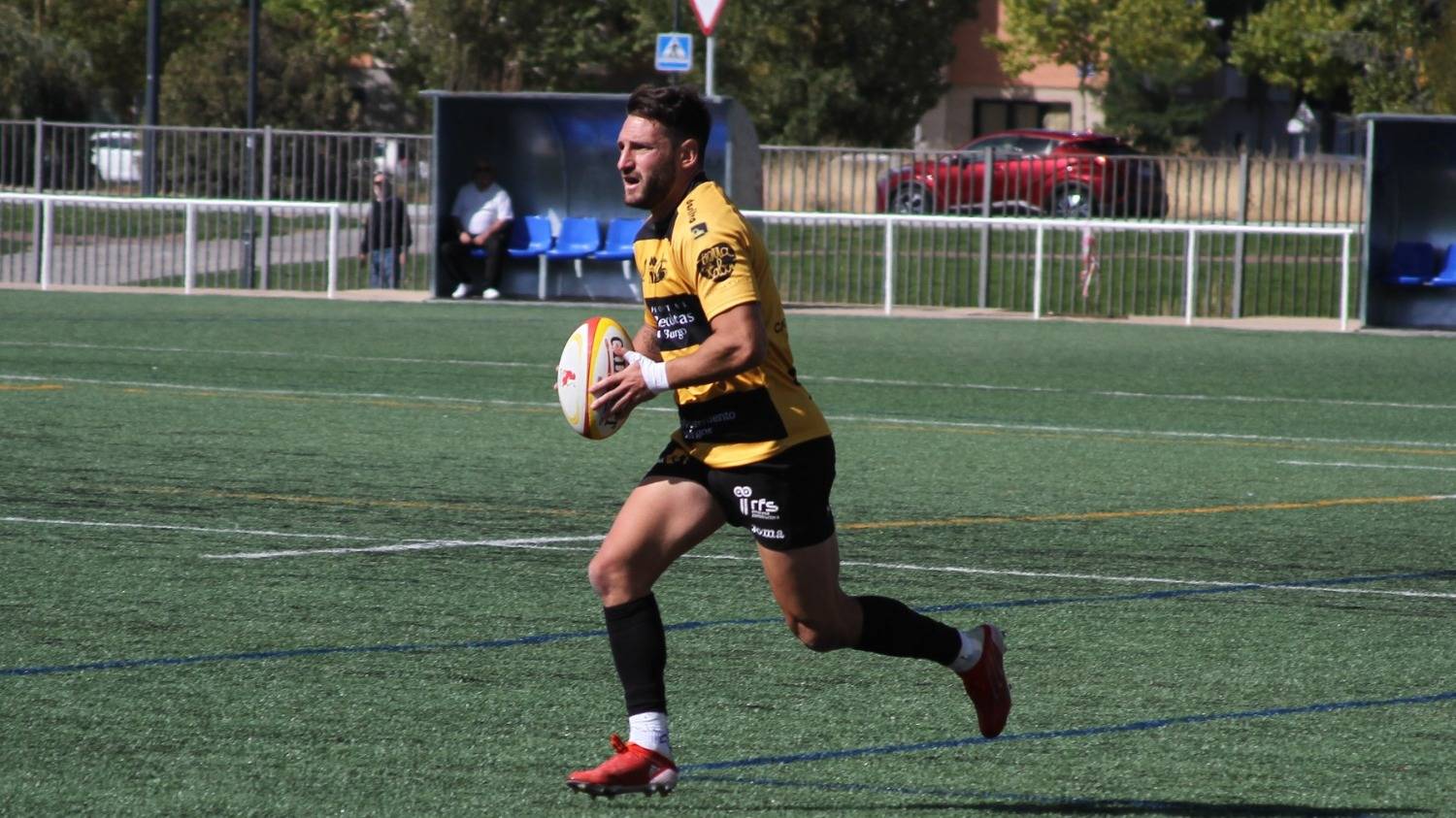 Burgos, con el bahiense Feta Casteglioni, se metió en la semifinal de España
