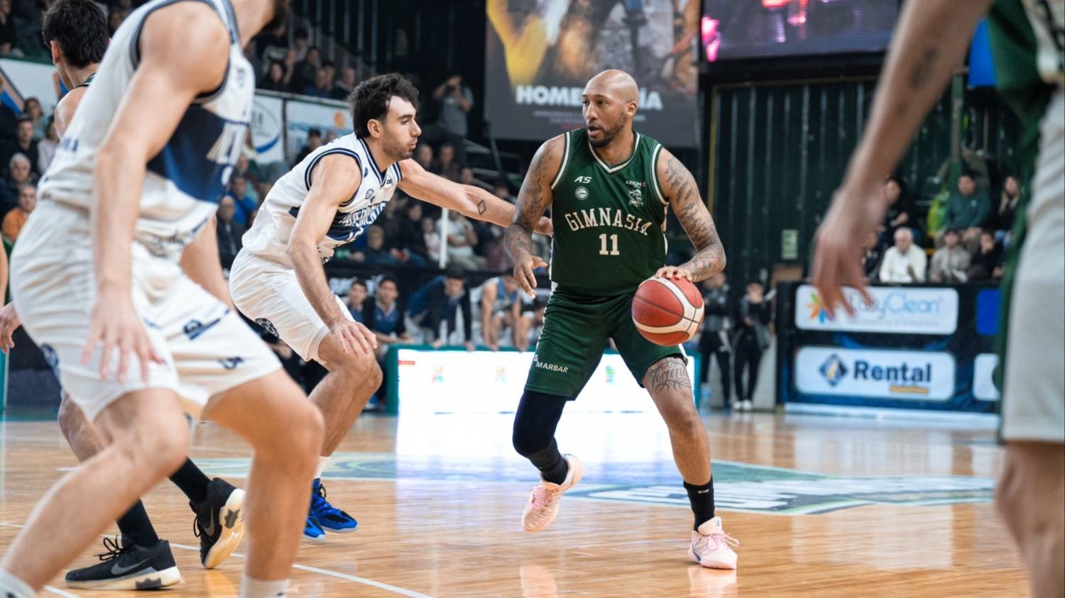 Ferro no pudo repetir ante Regatas y Gimnasia (Comodoro) quedó 2-0 ante Independiente (Oliva)