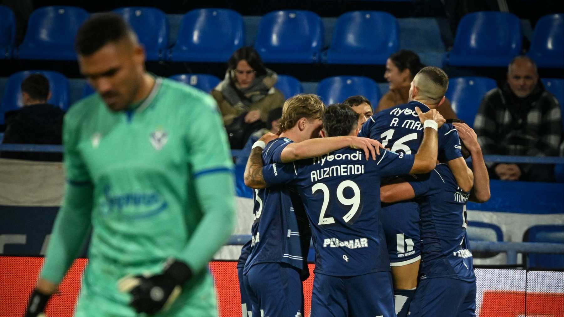 Gimnasia y Esgrima La Plata eliminó a Vélez y será rival de River en cuartos