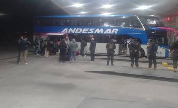 Realizan un control policial preventivo en la terminal de colectivos