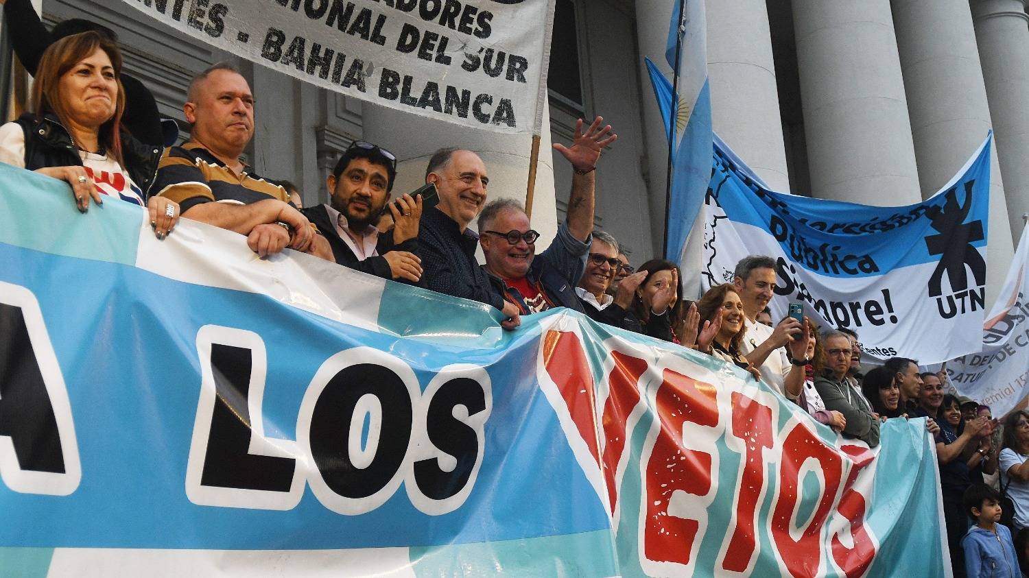 Marcha universitaria en Bahía: "No es un pedido netamente salarial; hay que aplicar la ley"
