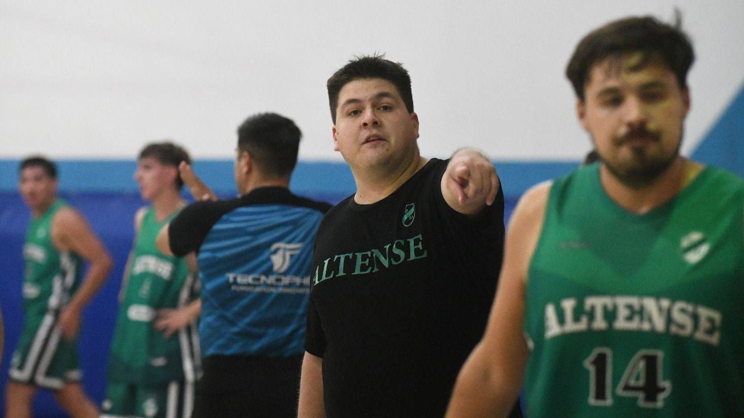 A defender la punta: Altense visita a 9 de Julio, uno de los escoltas de la LBB Plata