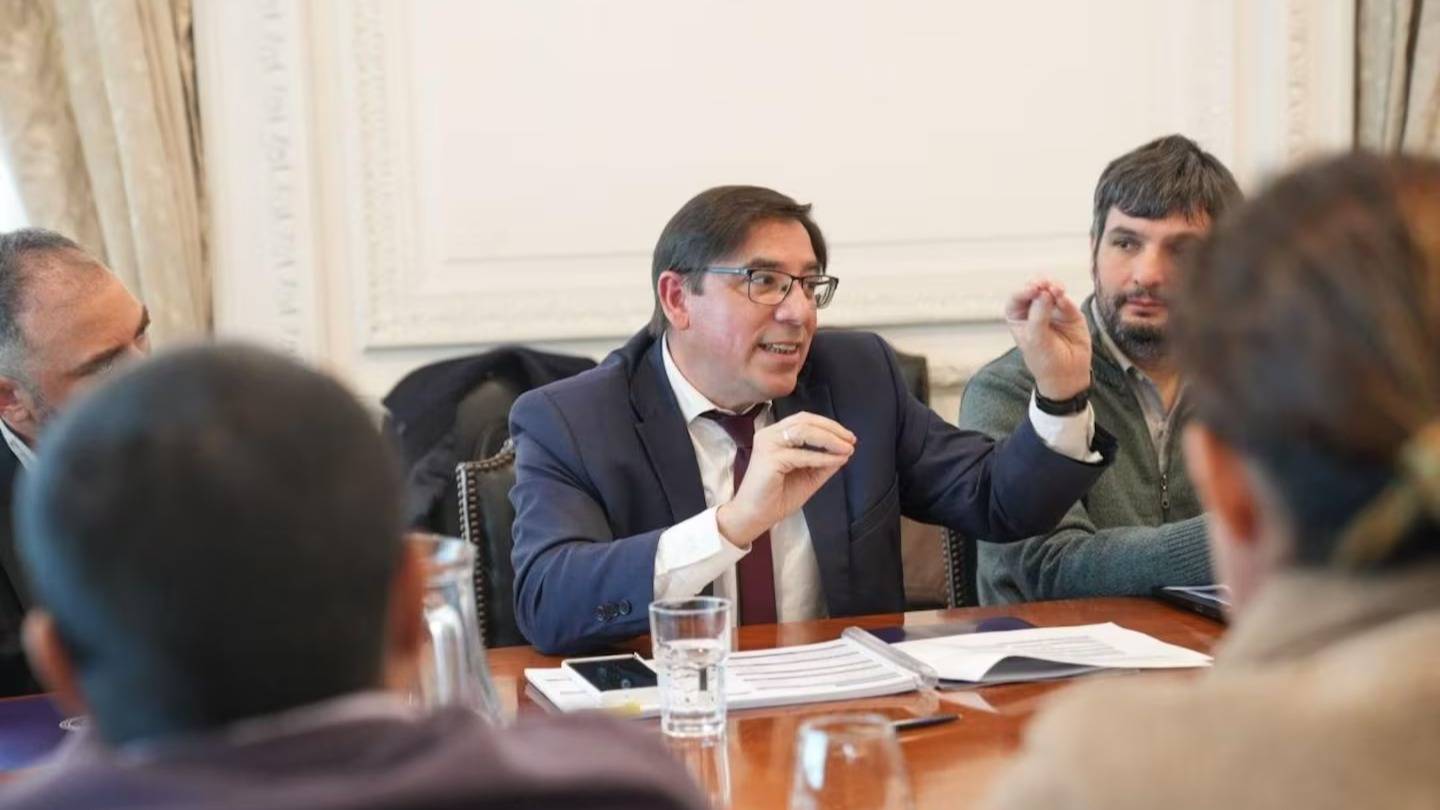 El Gobierno convocará a los rectores de los hospitales universitarios para rediseñar la distribución de fondos