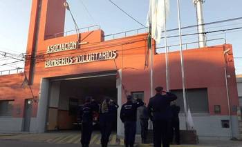 Bomberos voluntarios festeja su 99º aniversario con una caravana y un acto