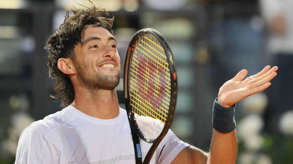 Tirante se enfrenta con Medvedev, en busca de continuar con su sueño en el Masters de Roma