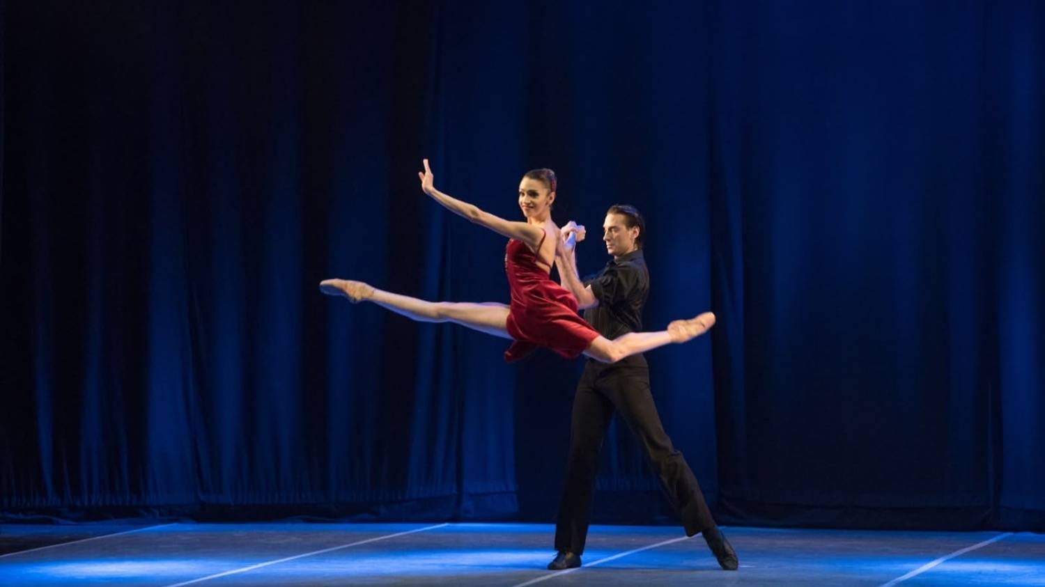 Buenos Aires Ballet llega al Teatro Don Bosco con los mejores clásicos y la música de Piazzolla