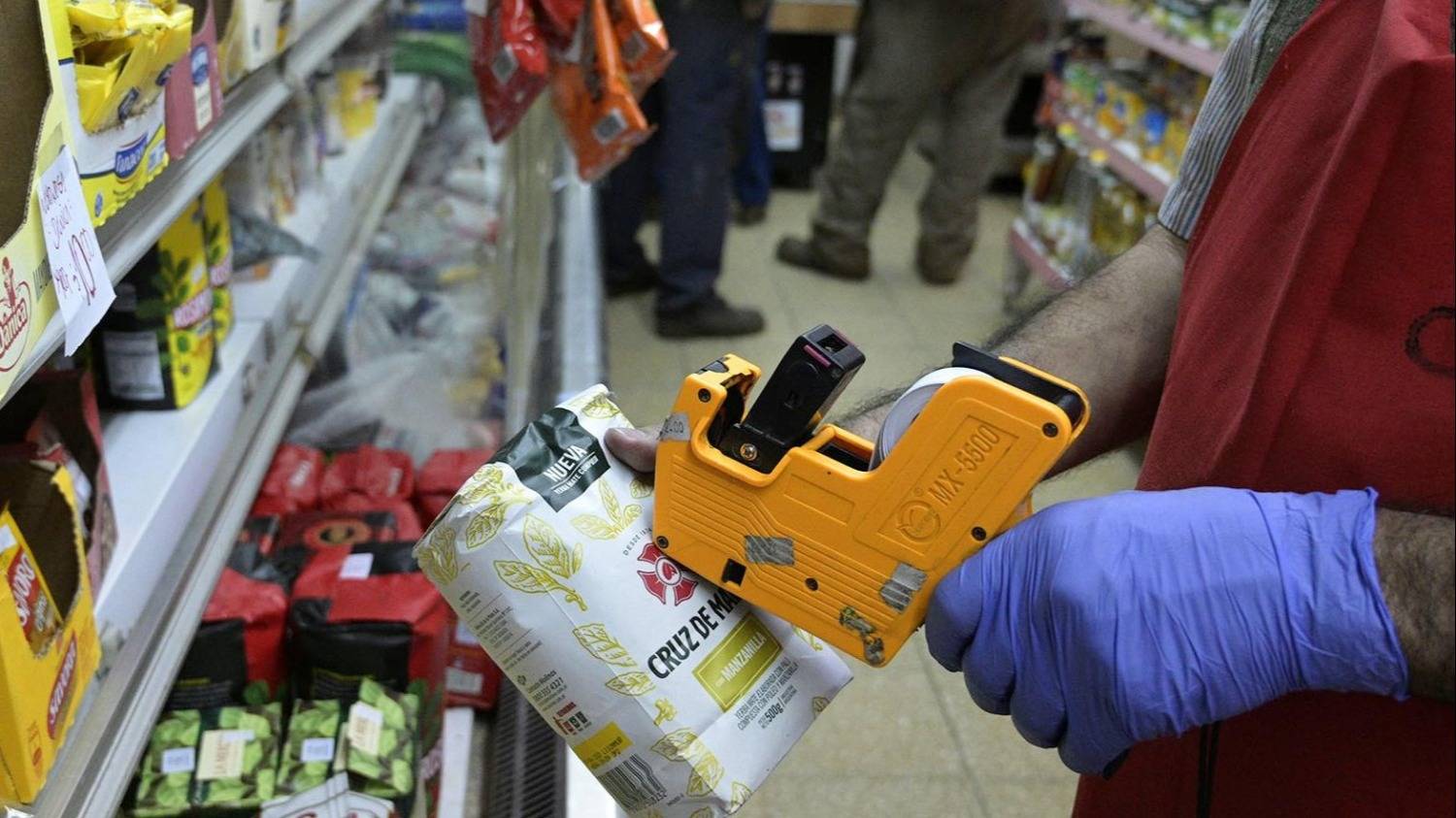 Cortó la racha: el INDEC anunció que la inflación de abril bajó al 2,6% y acumula un 12,3% en 2026