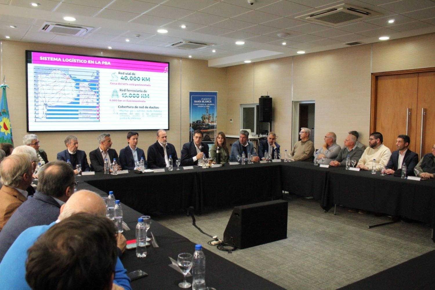 “Cuando  el Estado invierte en obras, el  sector privado acompaña”