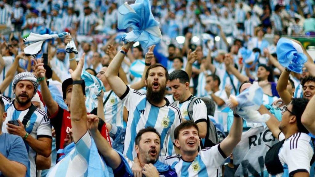 El Gobierno puso a disposición de Estados Unidos la lista de argentinos con derecho de admisión en estadios