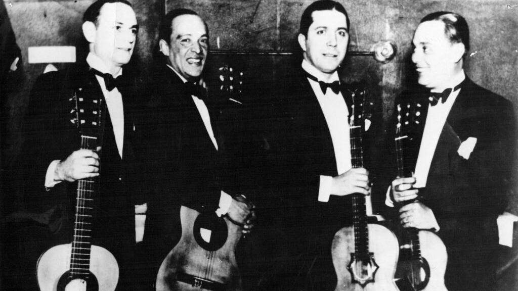 Gardel en el Palacio del cine