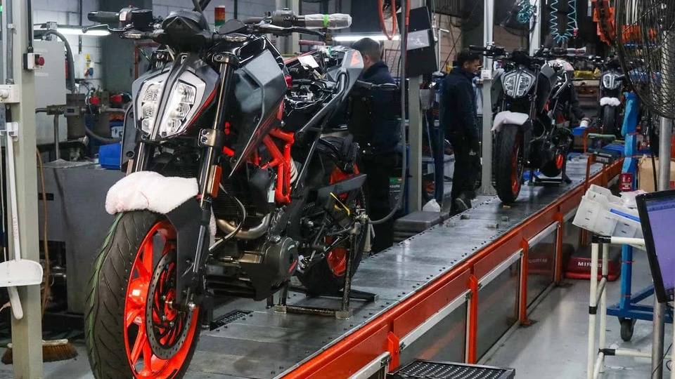 El sector de las motos proyecta un año récord y roza el millón de unidades