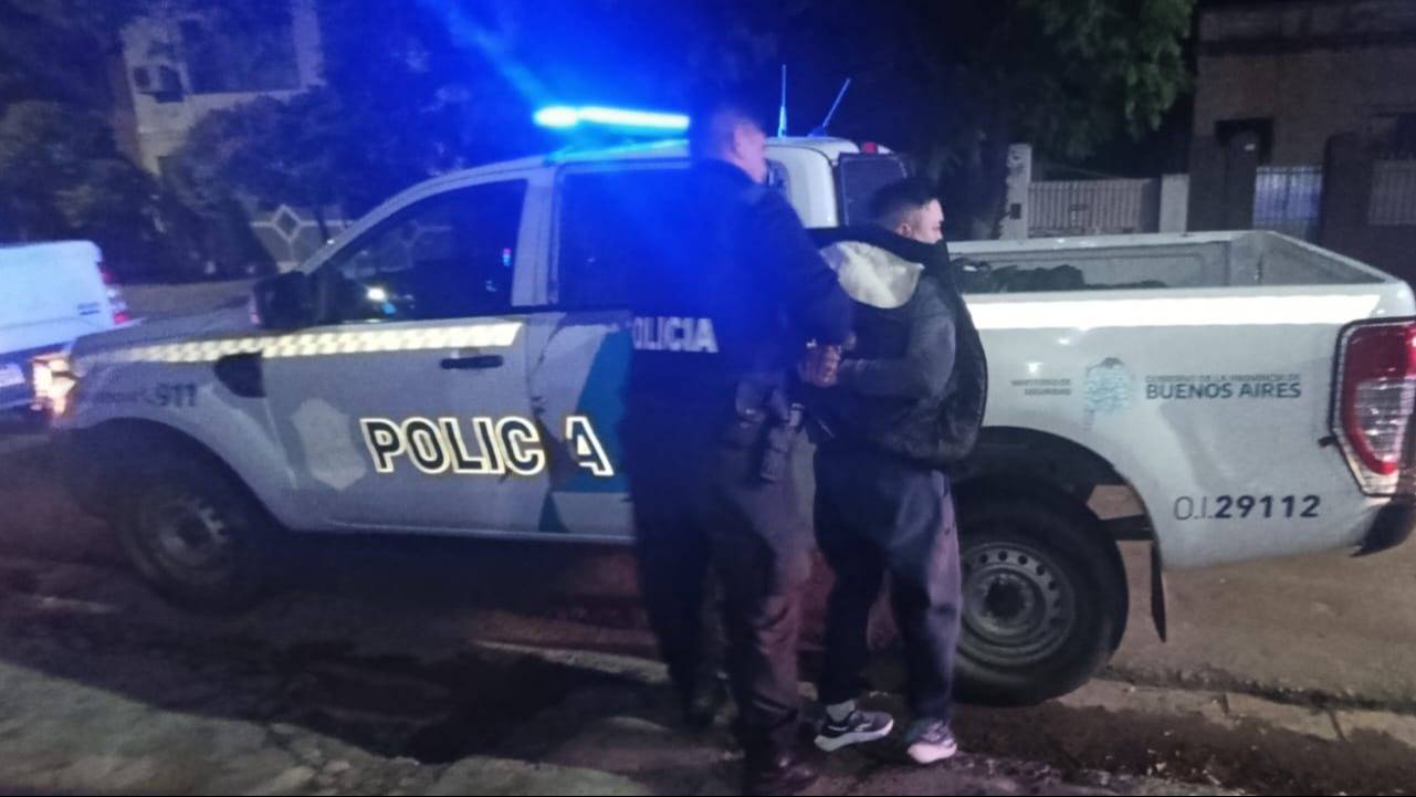 Detuvieron a un hombre por el robo de una moto en pleno centro