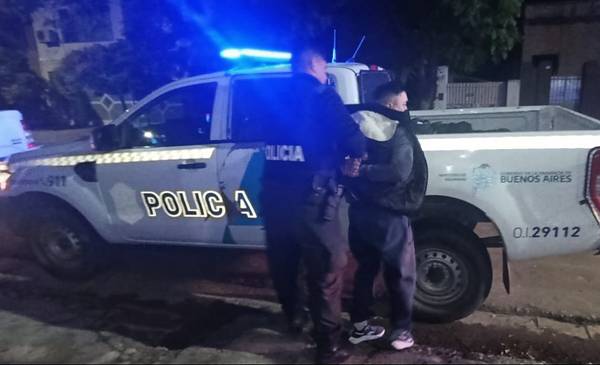 Detuvieron a un hombre por el robo de una moto en pleno centro - La Nueva