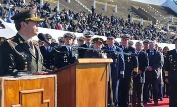 "Argentina necesita una Armada moderna”, dijo el ministro de Defensa en Puerto Belgrano