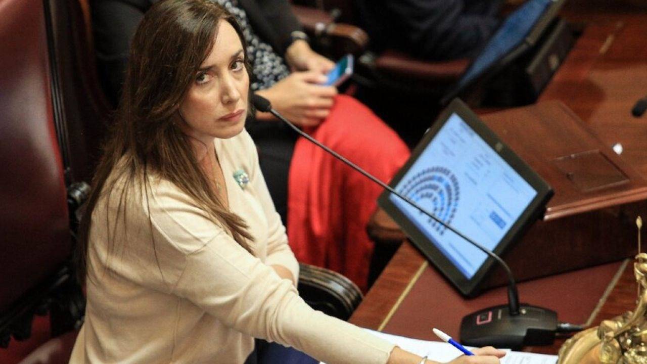 "Gravísimo": Villarruel criticó al Gobierno por la compra de un avión en mal estado