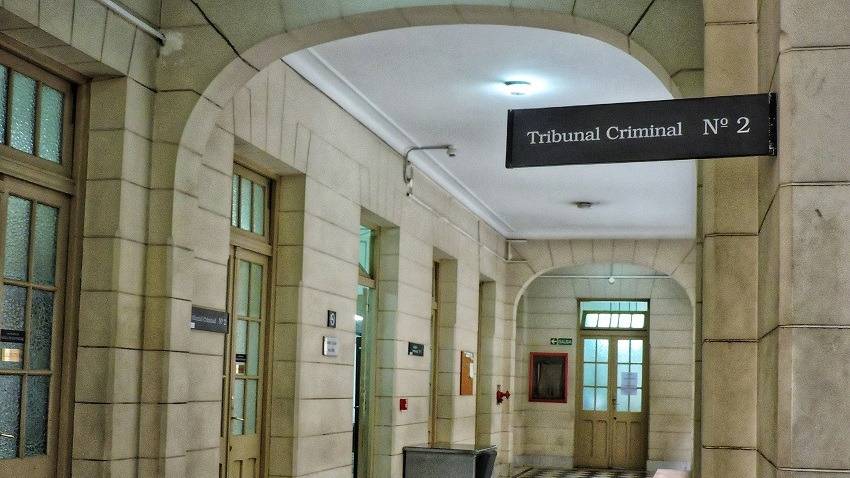Se suspendió el juicio al exdirector de una escuela de San Blas