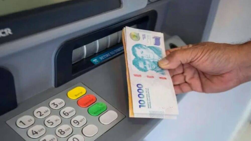 Los salarios acumularon una suba del 8,6% en el primer trimestre, pero perdieron contra la inflación