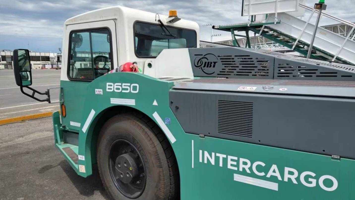 Intercargo: el Gobierno acelera los plazos para privatizar la empresa que presta servicios de rampa