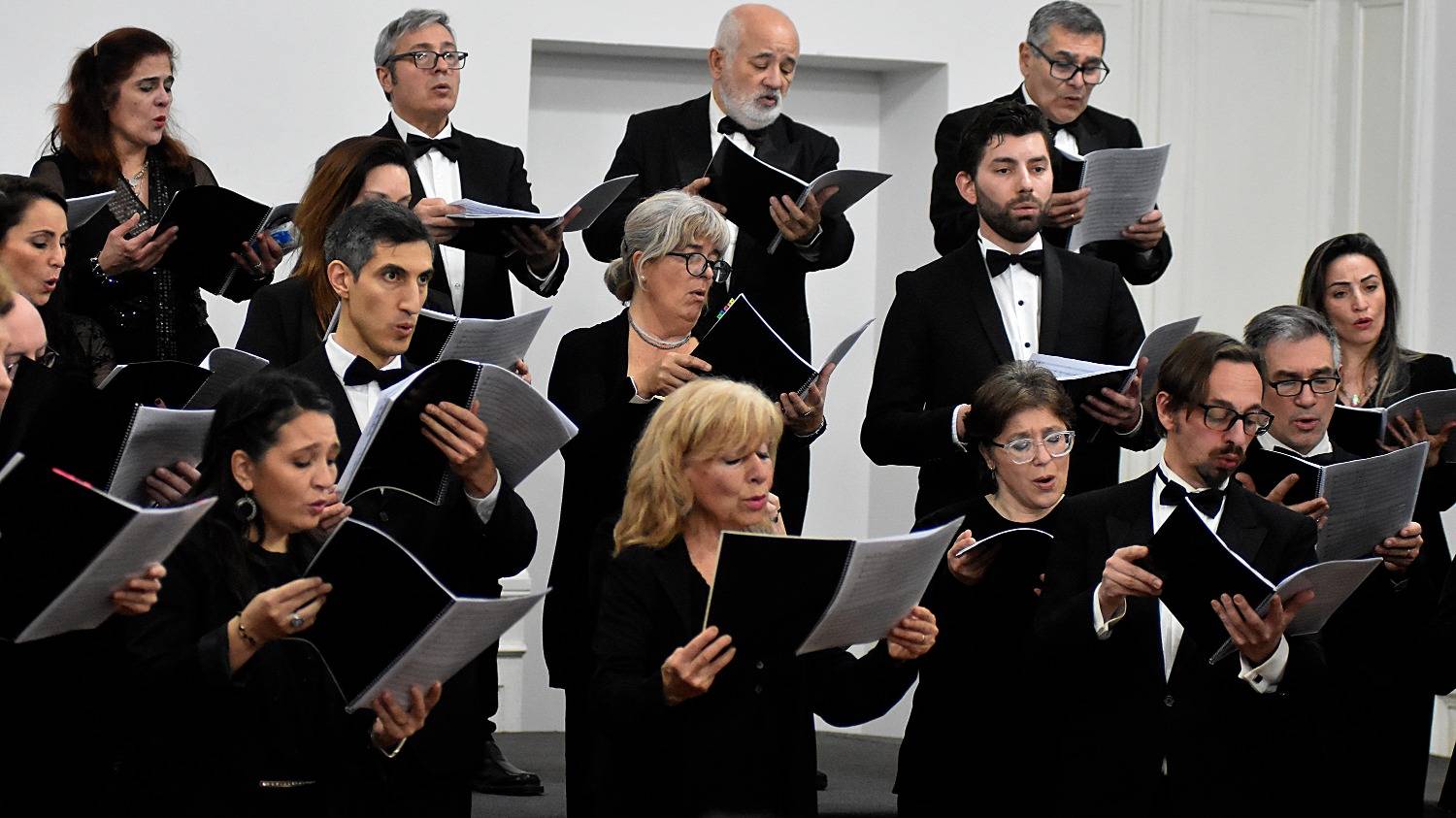 El Coro Estable de Bahía Blanca ofrecerá un concierto coral solidario