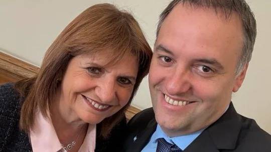 Bullrich adelantó la presentación de su declaración jurada en medio de la investigación a Adorni