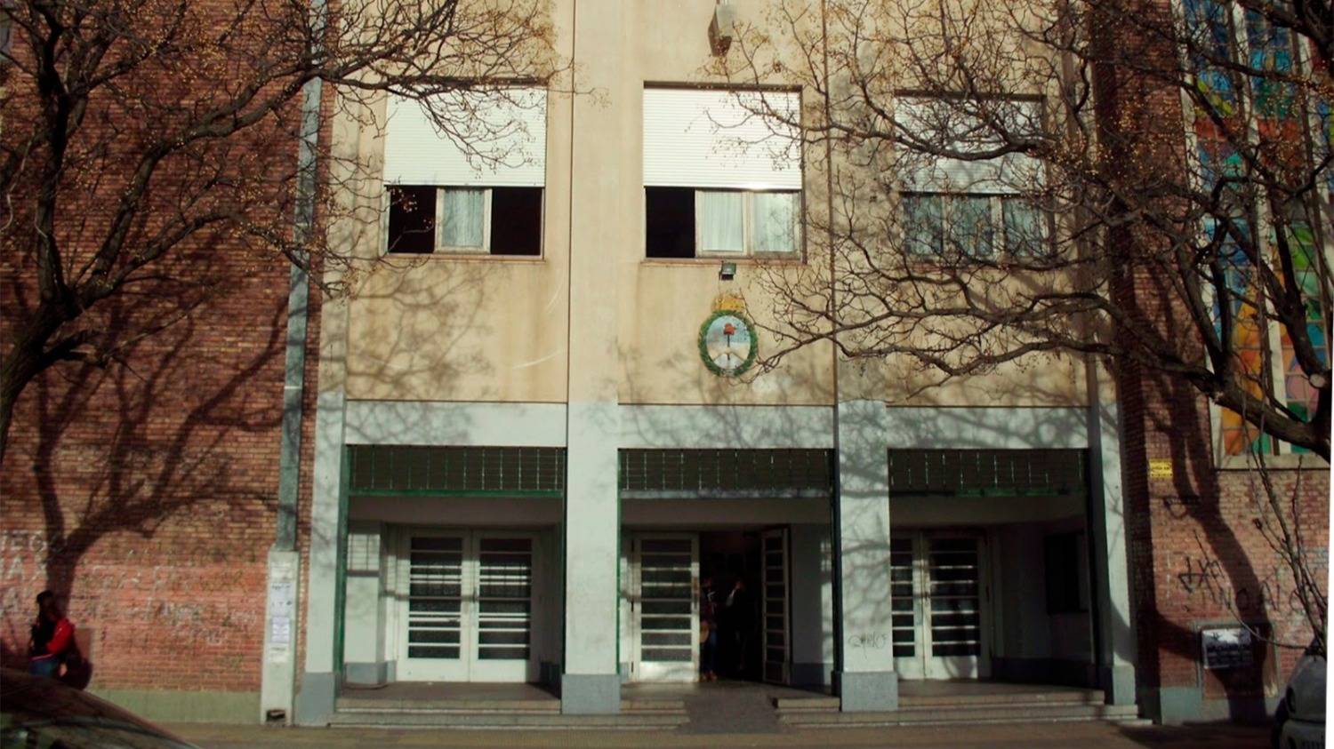 Paros en escuelas de la UNS: cuáles son los delitos que denunciaron los padres