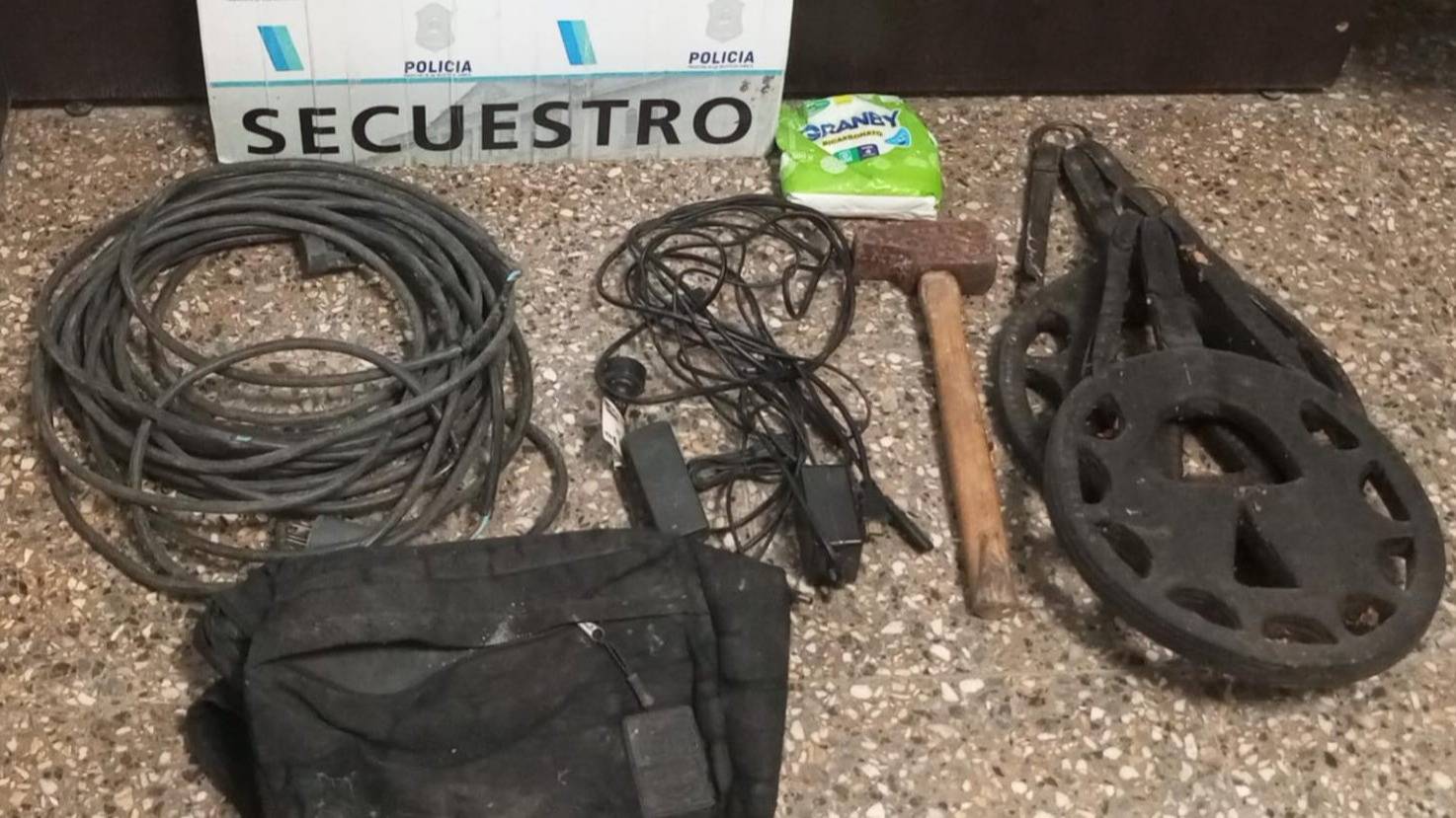 Tres Arroyos: robó en una casa pero lo vieron, lo siguieron y lo atraparon