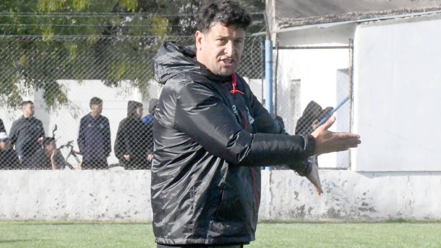 Brunelli: “Entendemos que lo más importante es el plantel y el grupo humano”