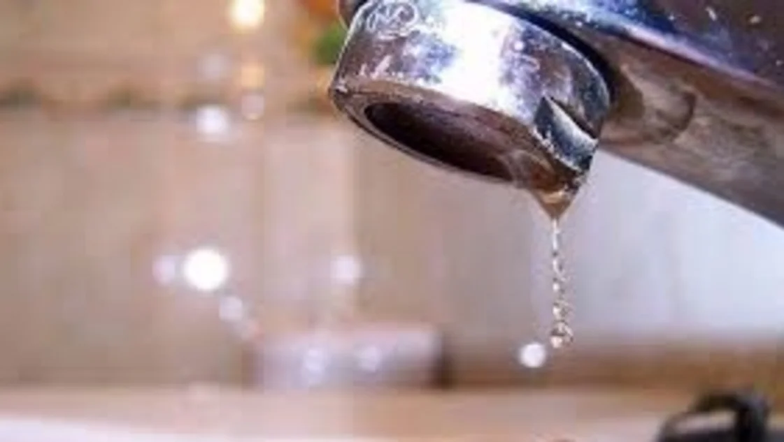 Piden cuidar el consumo de agua tras el corte de luz Piden cuidar el consumo de agua tras el corte de luz