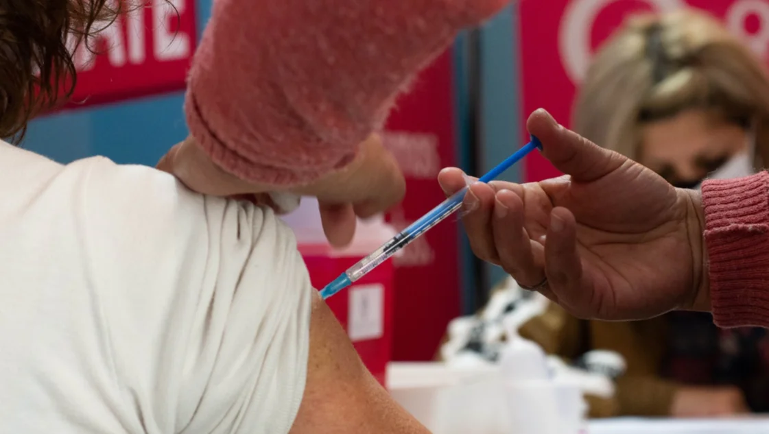 "Se completarán los esquemas de inoculación con las segundas dosis", dijo Nicolini "Se completarán los esquemas de inoculación con las segundas dosis", dijo Nicolini