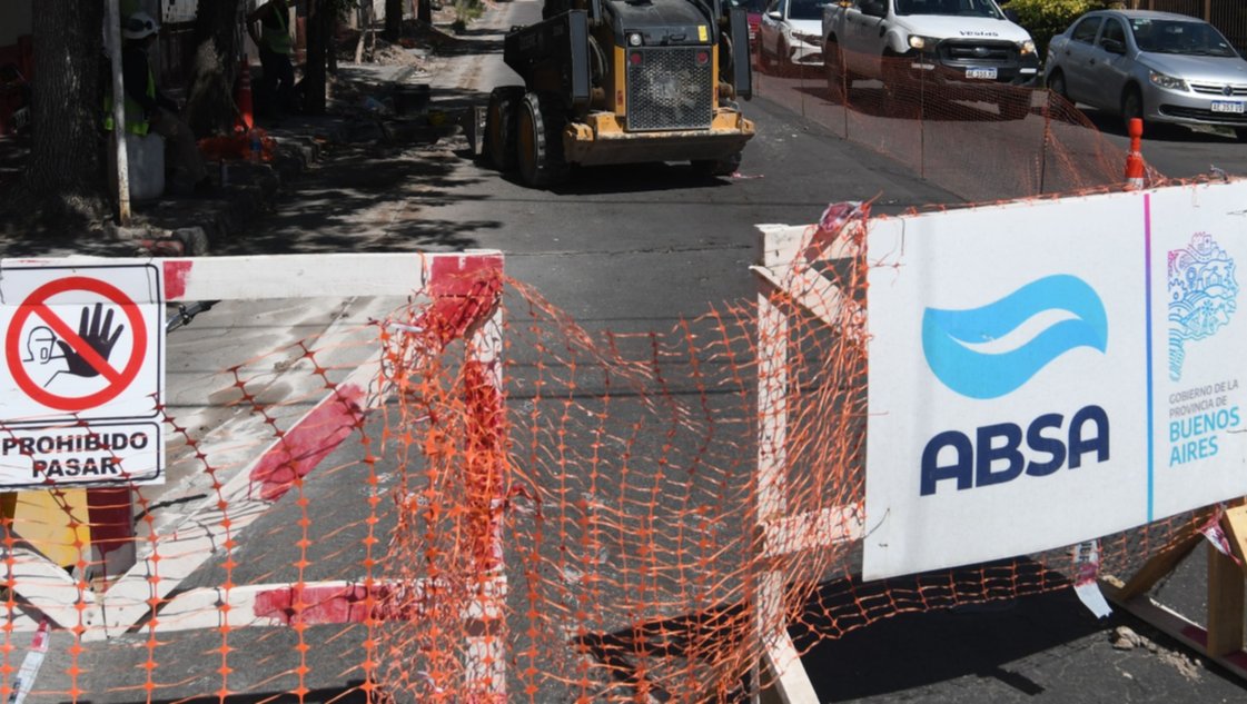 Por trabajos de ABSA, un sector del barrio Pedro Pico se encuentra sin suministro de agua